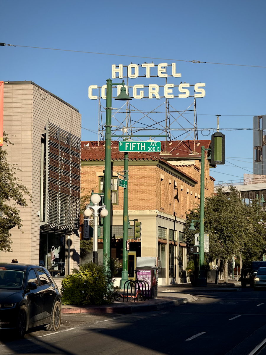 Hotel Congress