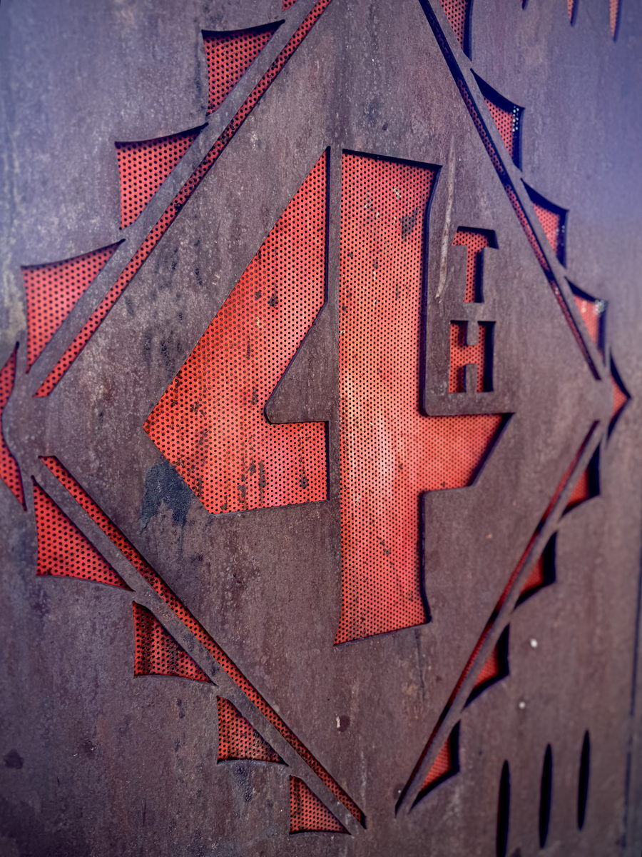Fourth Avenue sign